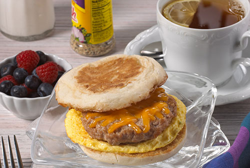 https://www.davita.com/-/media/davita/import/uploadedimages/recipes_v4/breakfast_and_brunch/eggandsausagebreakfastsandwich-6155.jpg