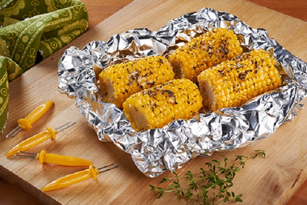 grill-thyme-corn-on-the-cob-600