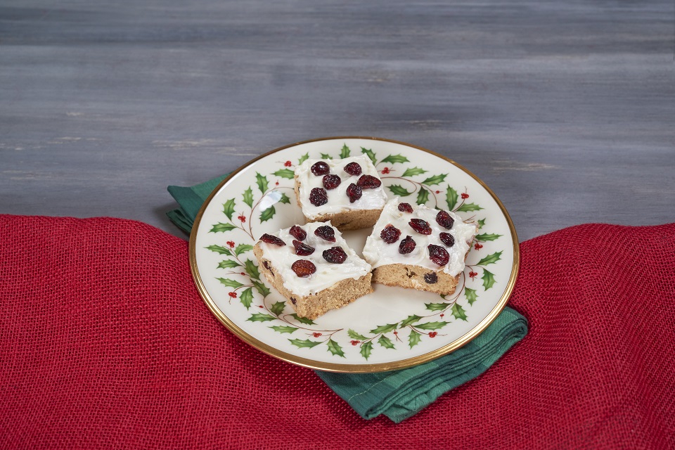 WhiteCranberryBlondies-blog